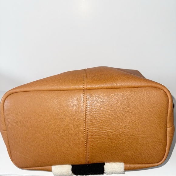 Clever Carriage Tan Leather Hobo Bag Shearling Detail EarPod Case Cowboy Rodeo - Picture 6 of 12